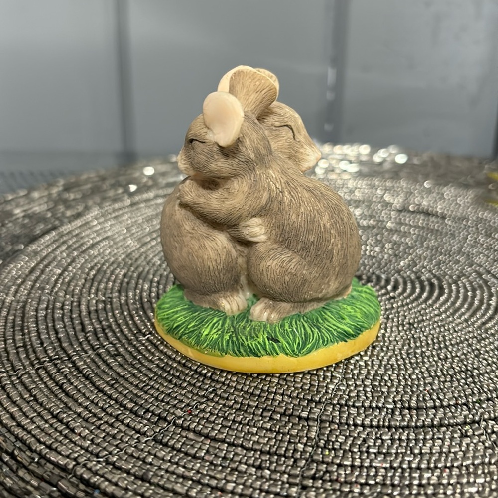 Vintage Fritz and Floyd Charming Tail Figurine- I Love You